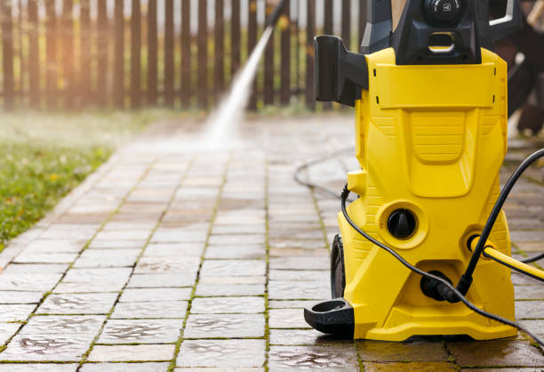 Best Pool Deck Cleaning  in Newton, MA